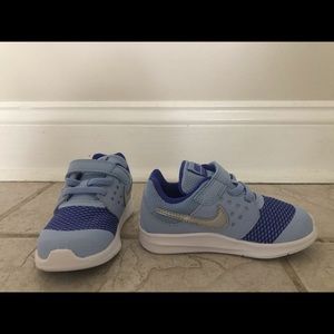 Toddler nike shoes